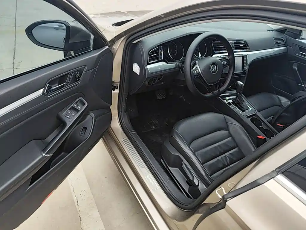 Volkswagen Lamando — миниатюра 16