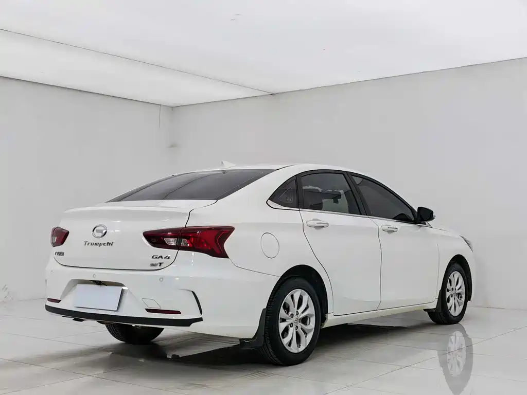 GAC TRUMPCHI GA4