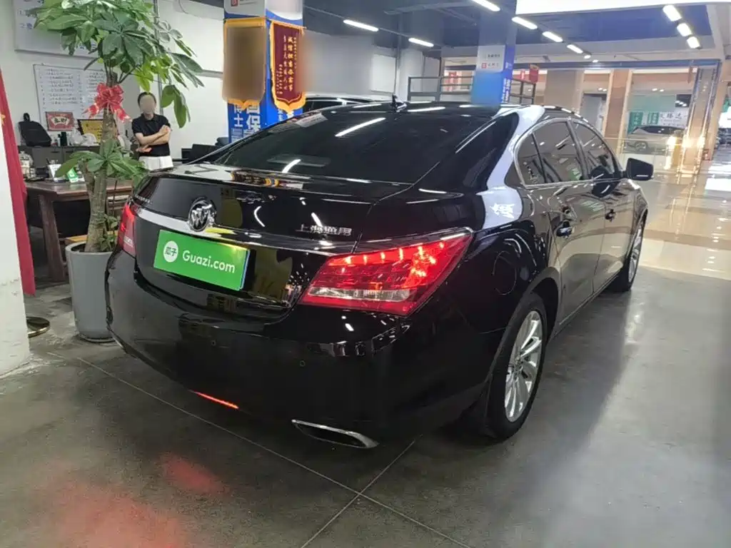 Buick LaCrosse — миниатюра 7
