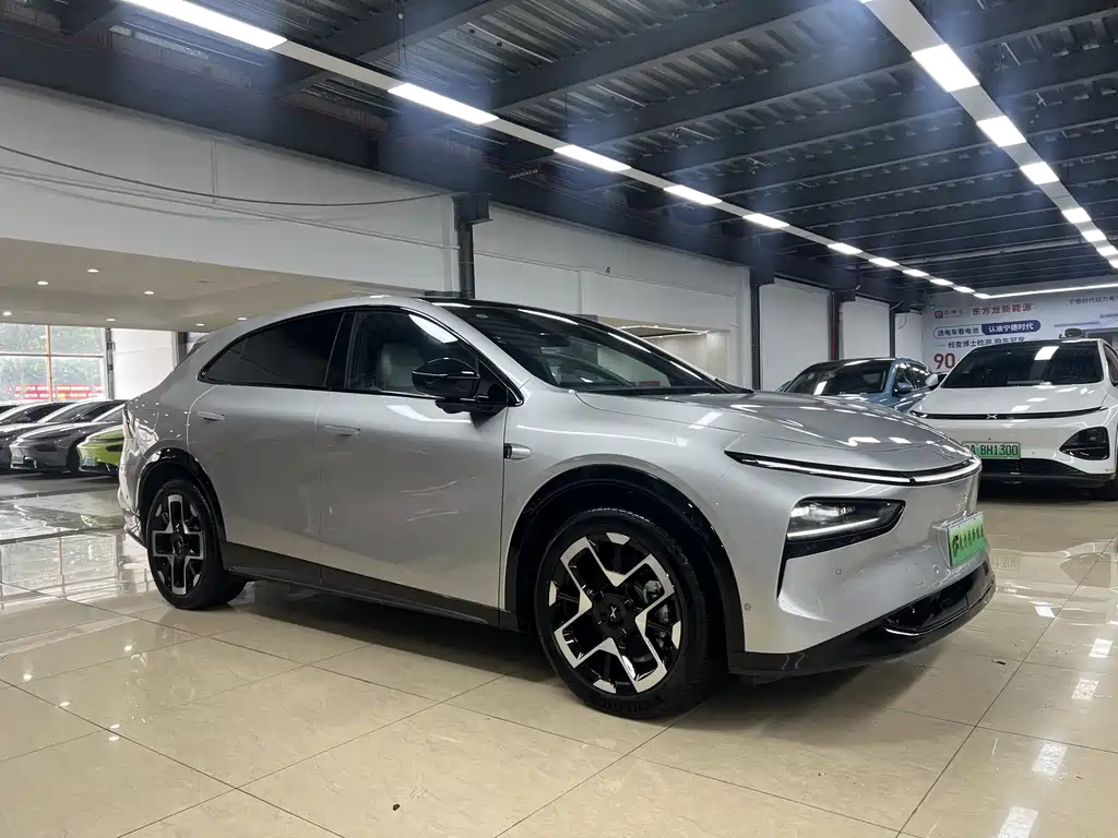 XPeng PengG7 — миниатюра 4
