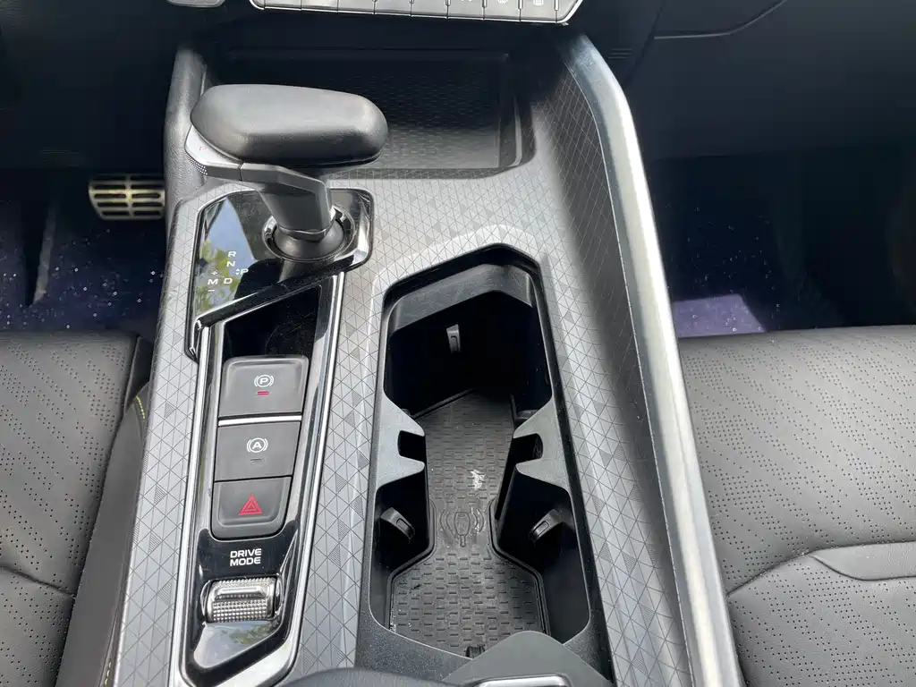 Geely Xingrui — миниатюра 12