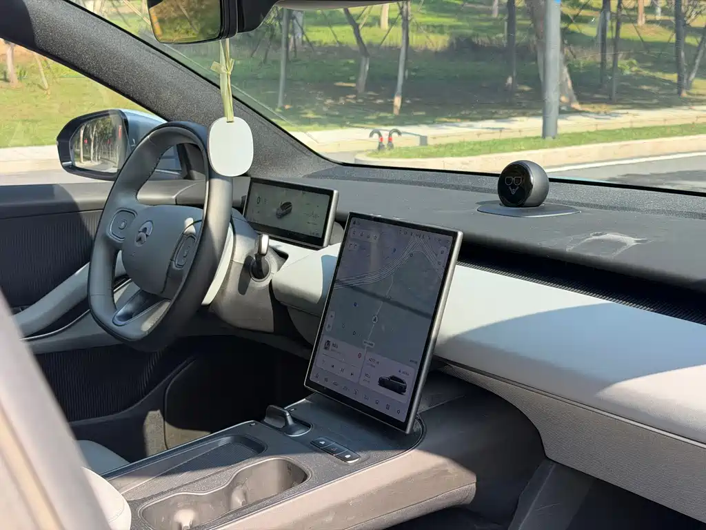NIO ET5T — миниатюра 7