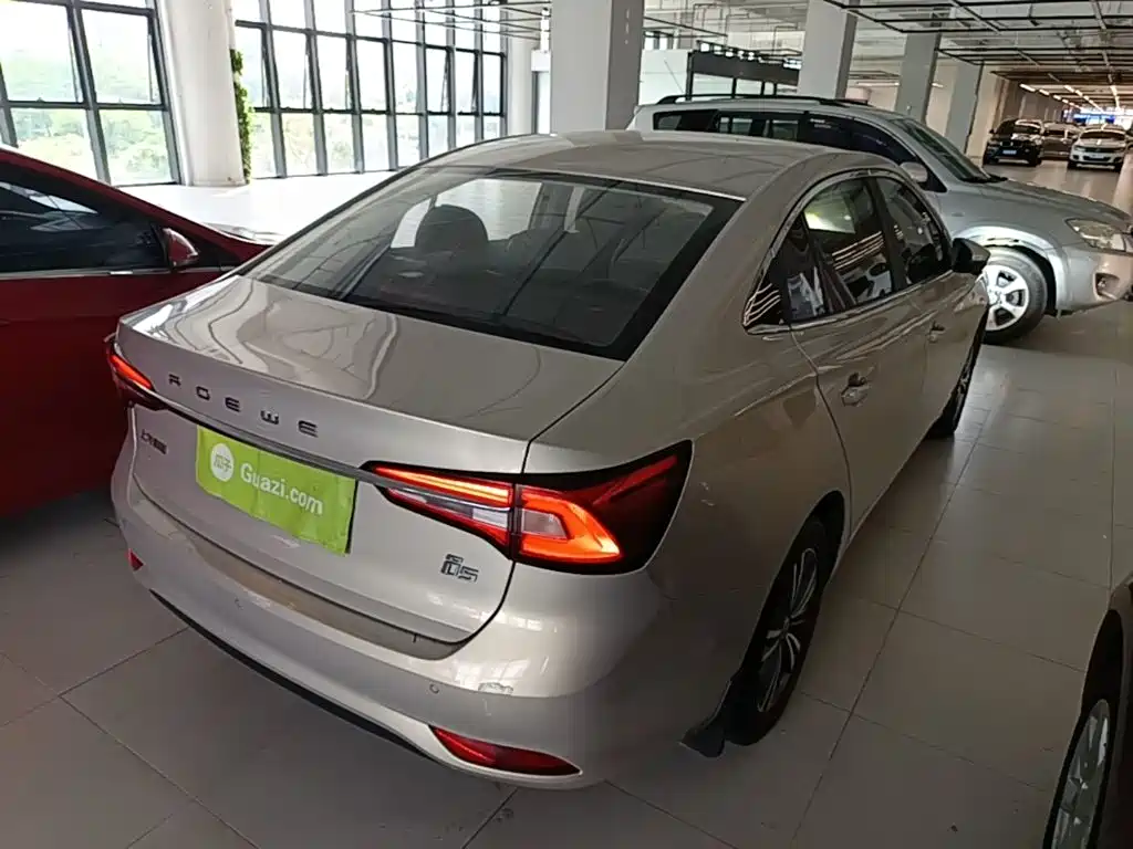 Roewe i5 — миниатюра 7
