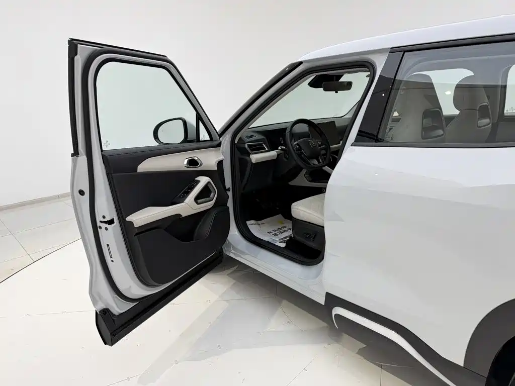 BYD Yuan UP — миниатюра 25
