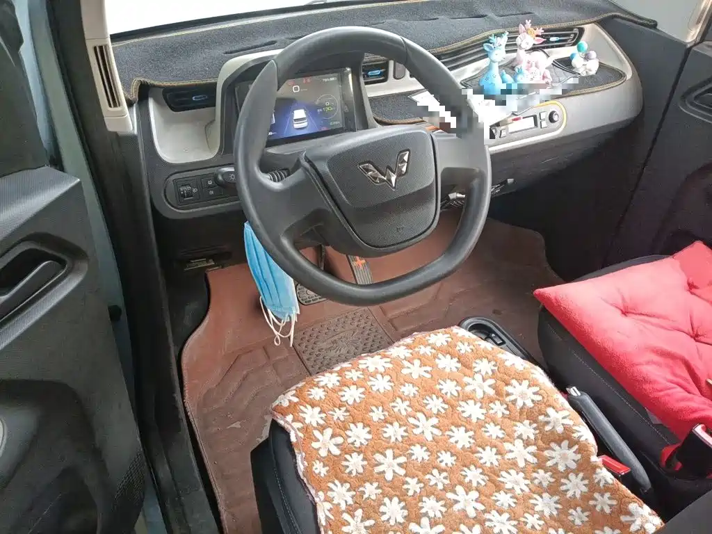 Wuling MINIEV — миниатюра 5