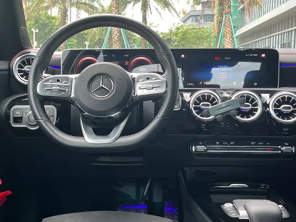 Mercedes-Benz CLA (Import) — миниатюра 11
