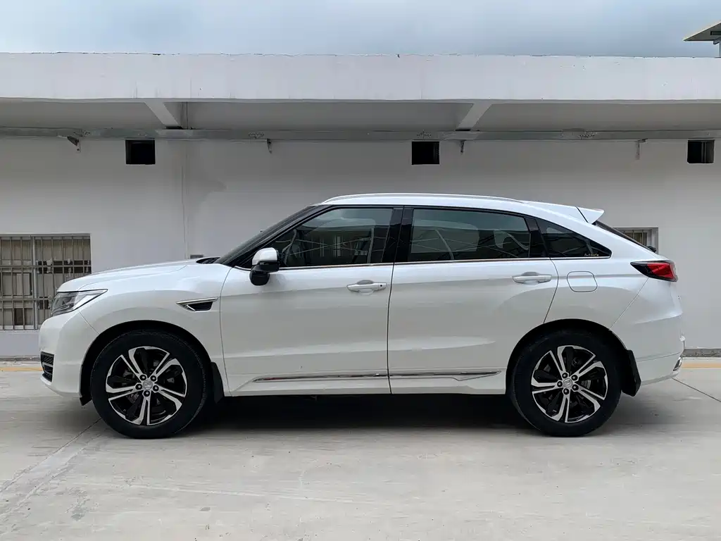 Honda UR-V — миниатюра 4