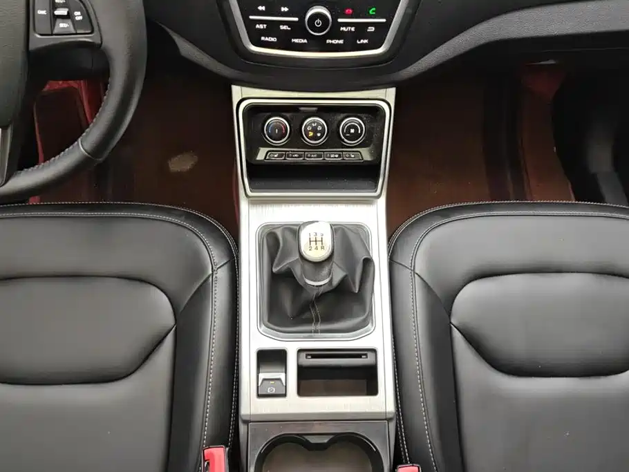 Bestune X40 — миниатюра 16