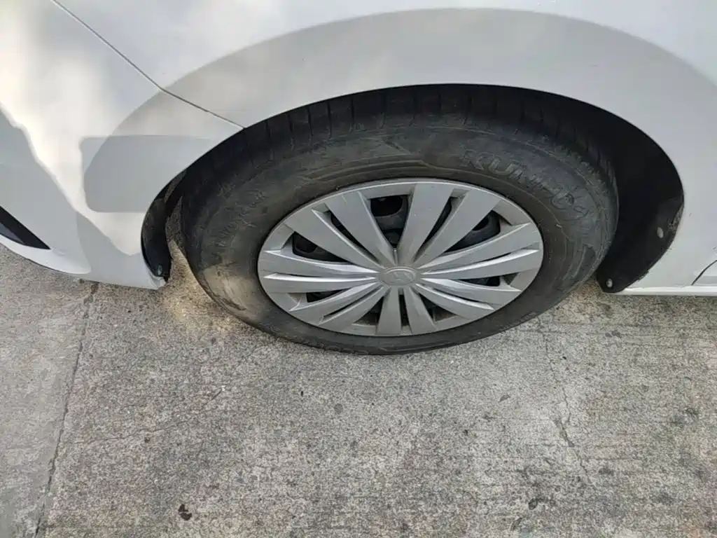 Volkswagen Santana — миниатюра 23