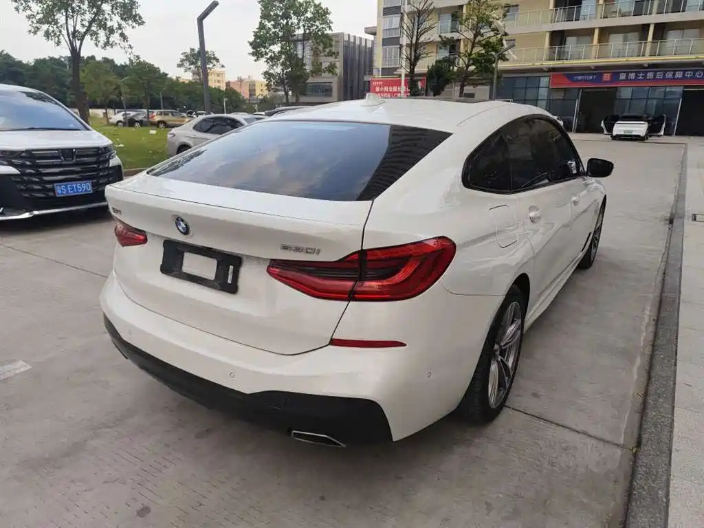 BMW 6 Series GT — миниатюра 8