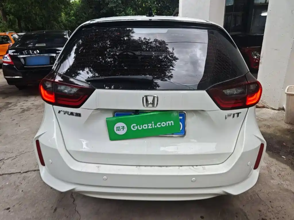 Honda Fit — миниатюра 6