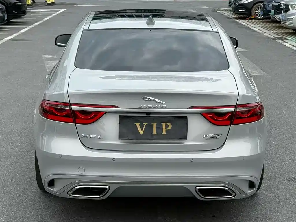 Jaguar XFL 2025 2.0T P250 Premium Luxury