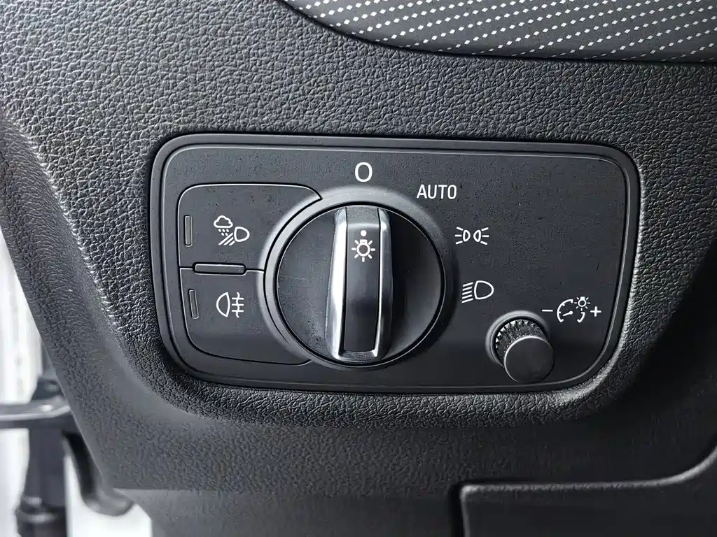 Audi Q2L — миниатюра 21