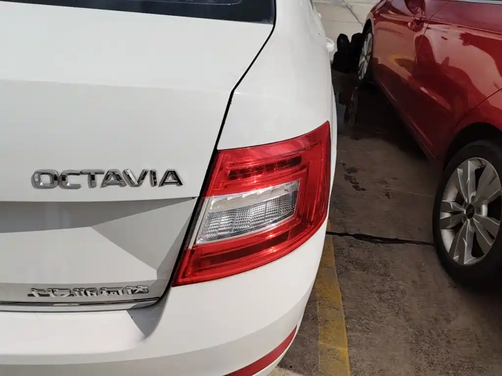 Skoda Octavia — миниатюра 8