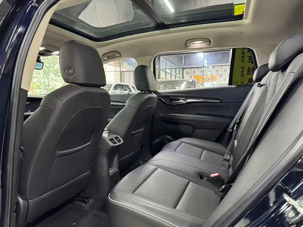 Buick Envision Plus — миниатюра 8