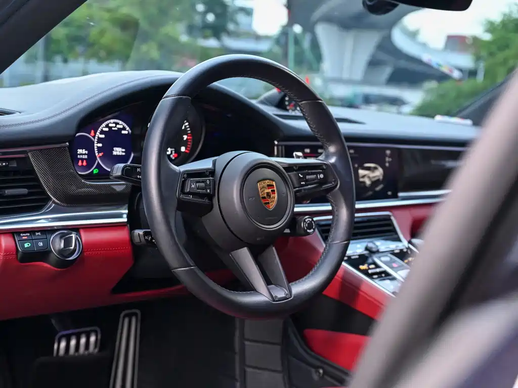 Porsche Panamera — миниатюра 9