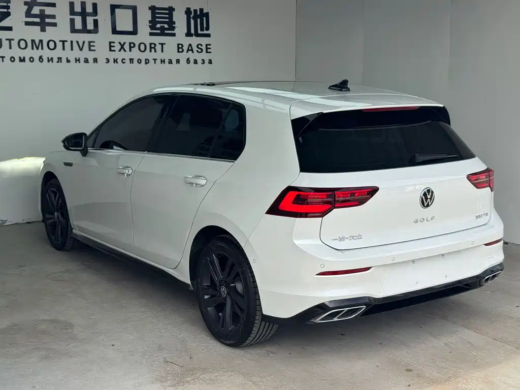 Volkswagen Golf — миниатюра 12