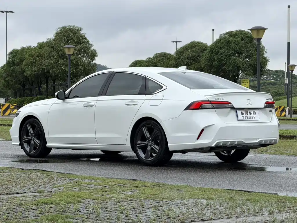Honda Inspire — миниатюра 6
