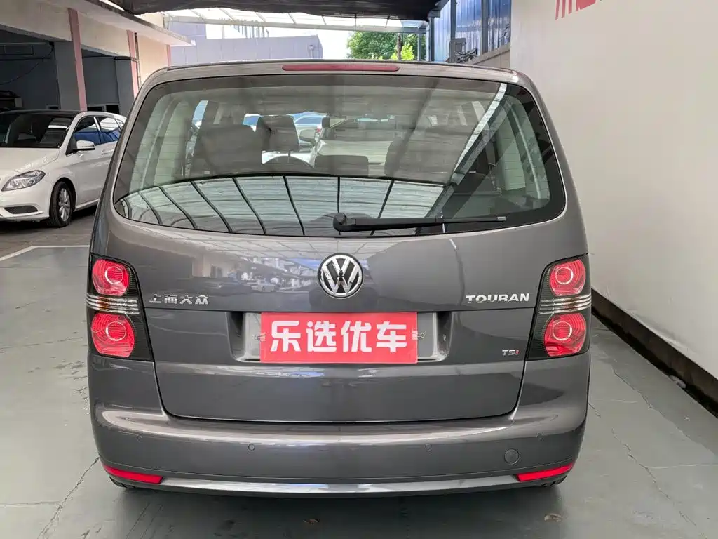 Volkswagen Touran — миниатюра 4