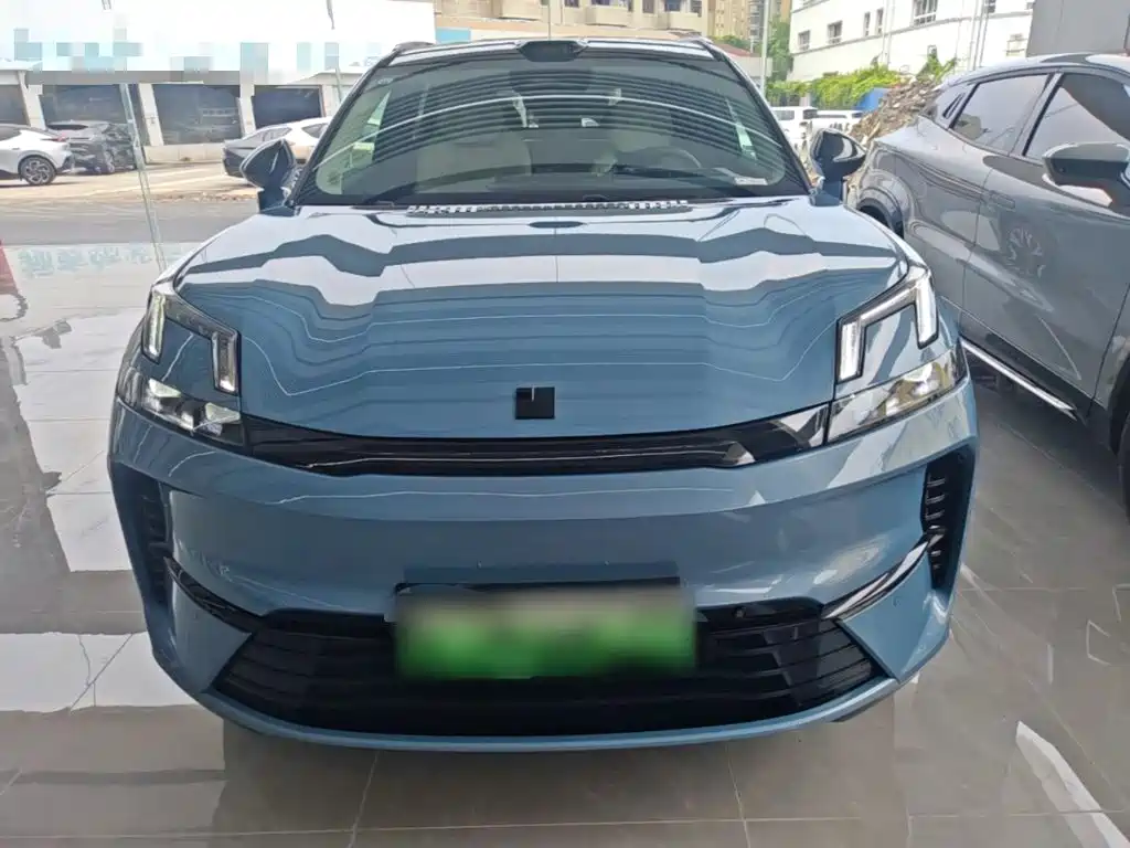 Lynk & Co 08 EM-P — миниатюра 3