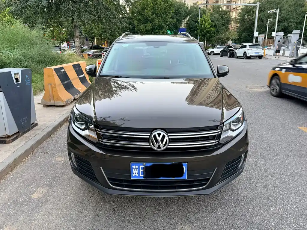 Volkswagen Tiguan — миниатюра 2