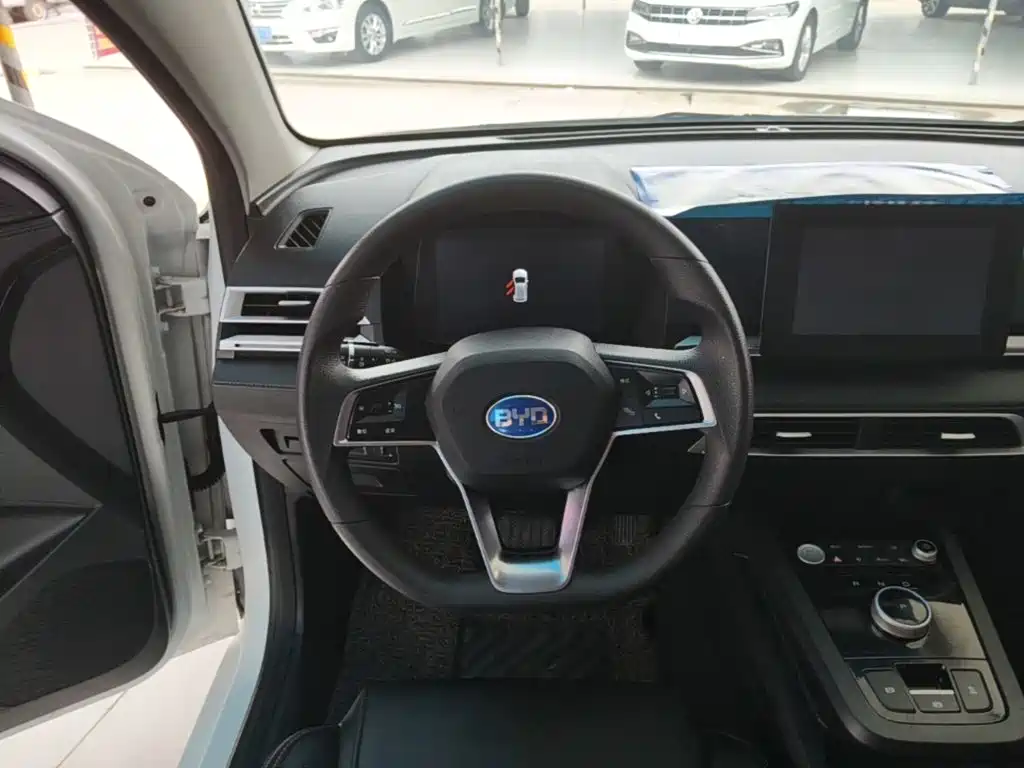 BYD e2 — миниатюра 11