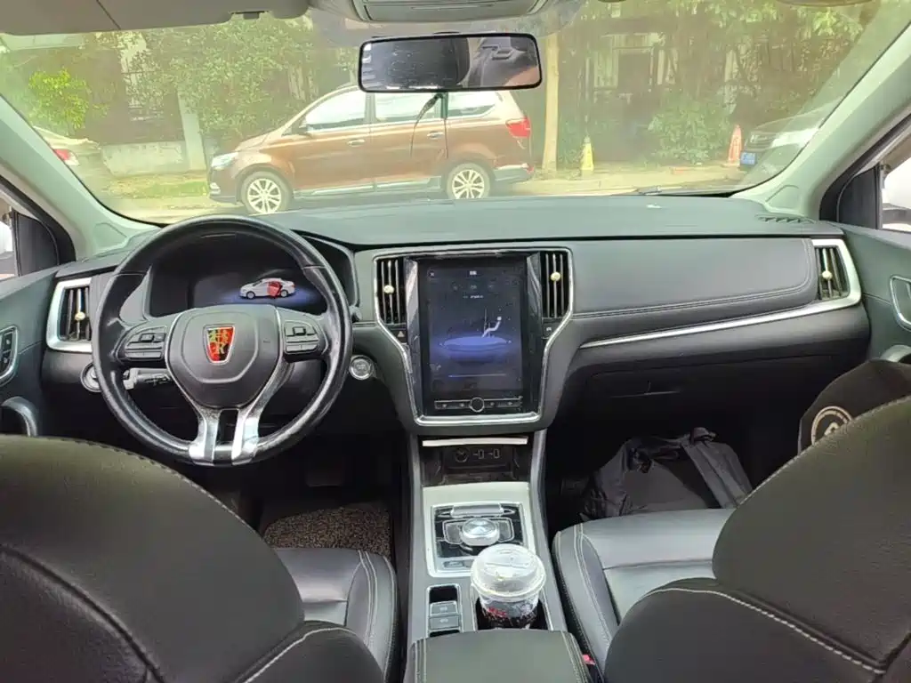 Roewe i6 New Energy — миниатюра 10