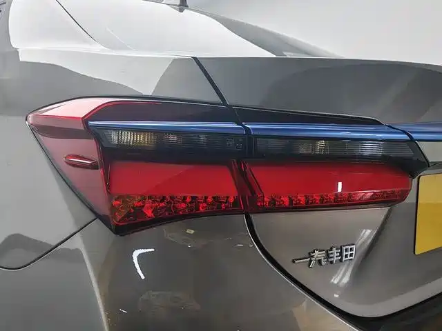 Toyota Corolla Hybrid 1.8L E-CVT Comfort Edition, фото 9