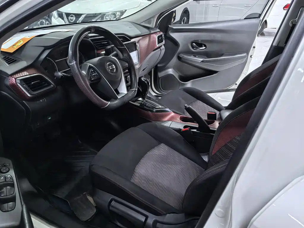 Nissan Bluebird — миниатюра 6
