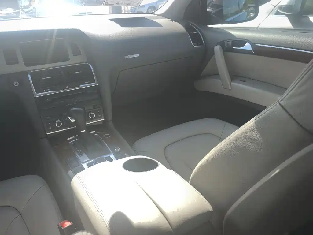 Audi Q7 2010 3.6 FSI quattro Comfort