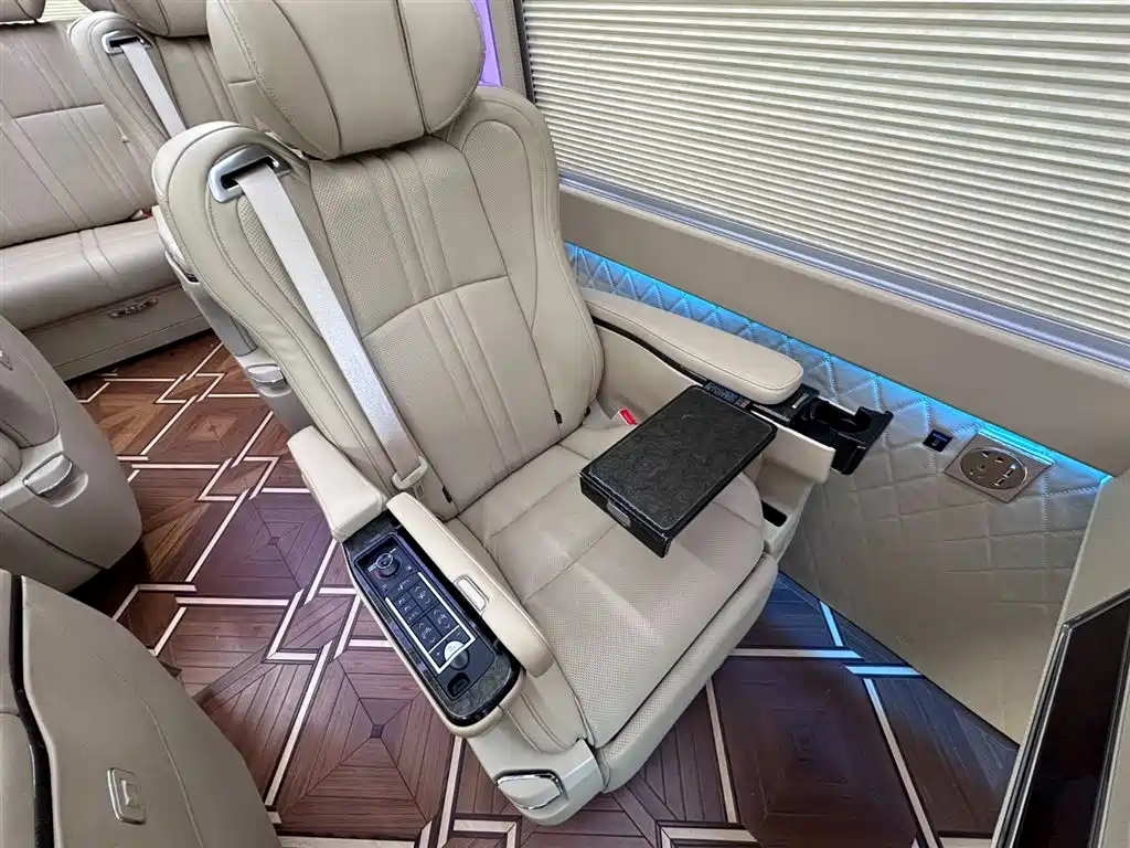 Toyota Coaster 2024 4.0L MT