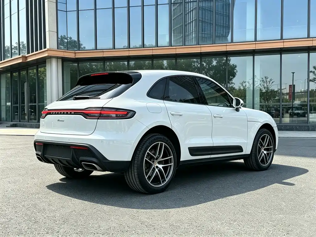Porsche Macan — миниатюра 17