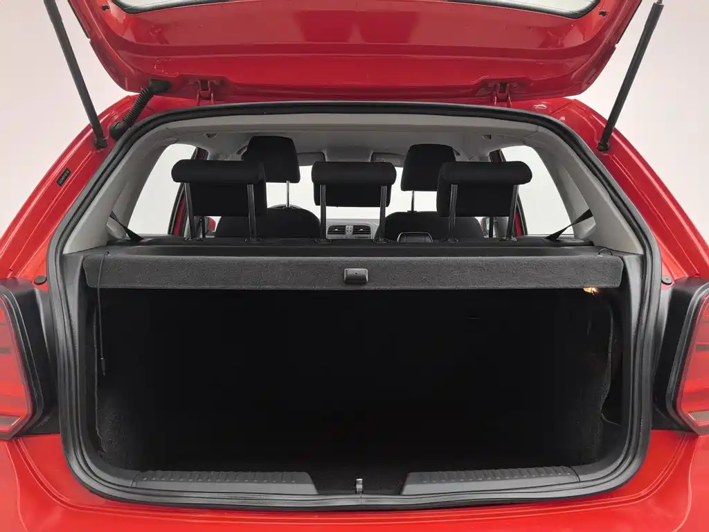 Volkswagen Polo — миниатюра 16
