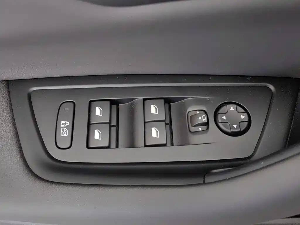 Peugeot 508 — миниатюра 9