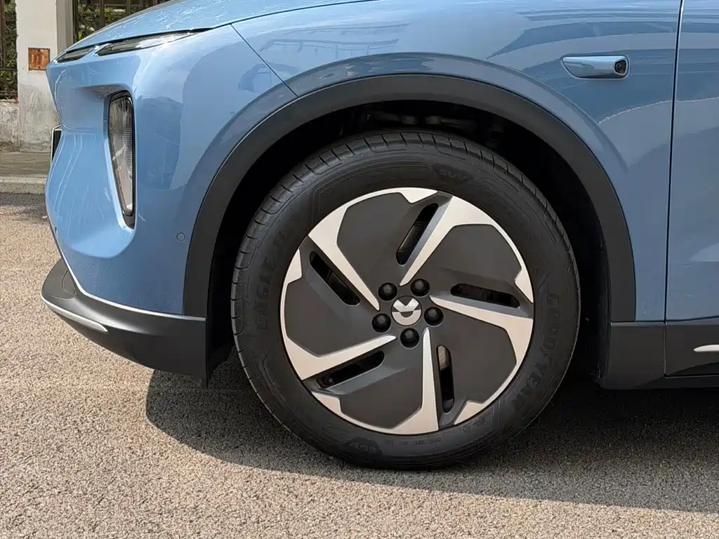 NIO EC6 — миниатюра 6