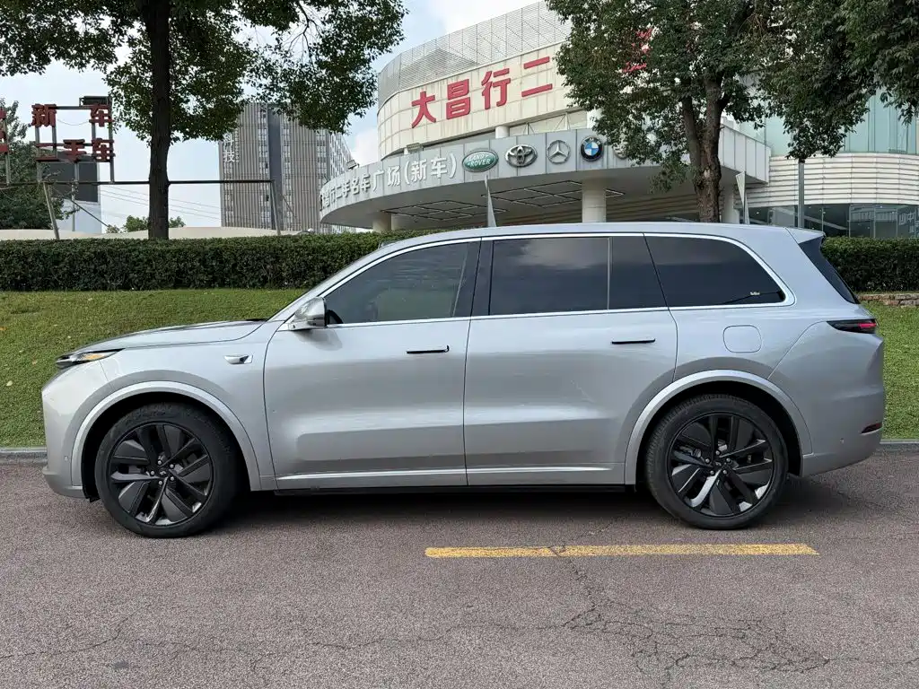 Li Auto Li L9 — миниатюра 3