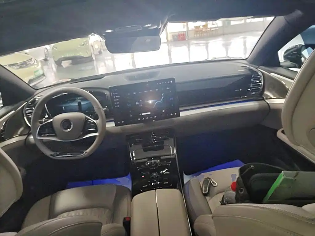 BYD Han — миниатюра 10