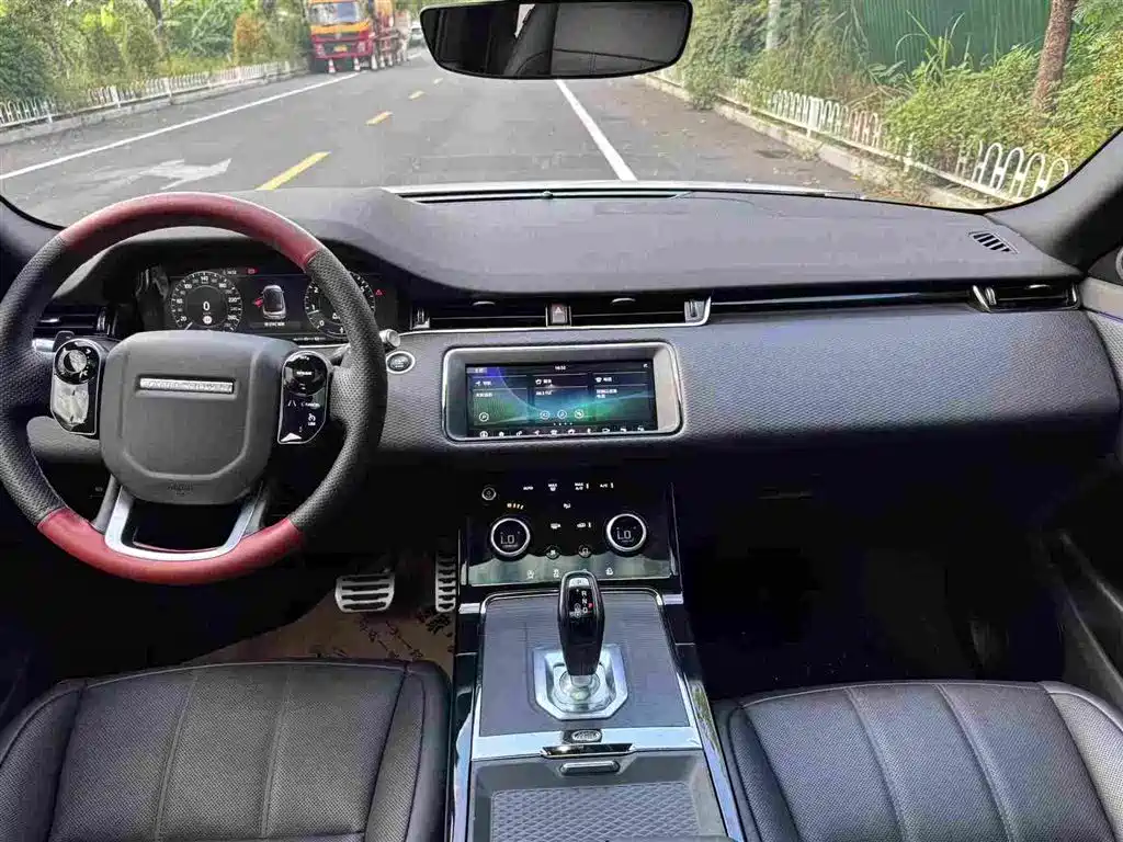 Land Rover Evoque — миниатюра 6
