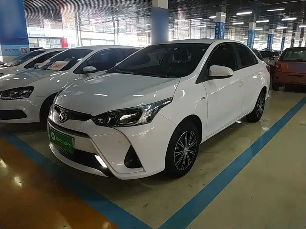 Toyota Yaris L