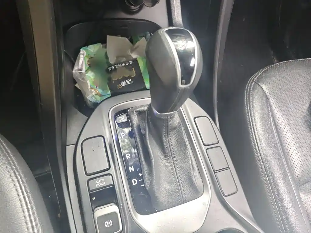 Hyundai Santa Fe — миниатюра 7