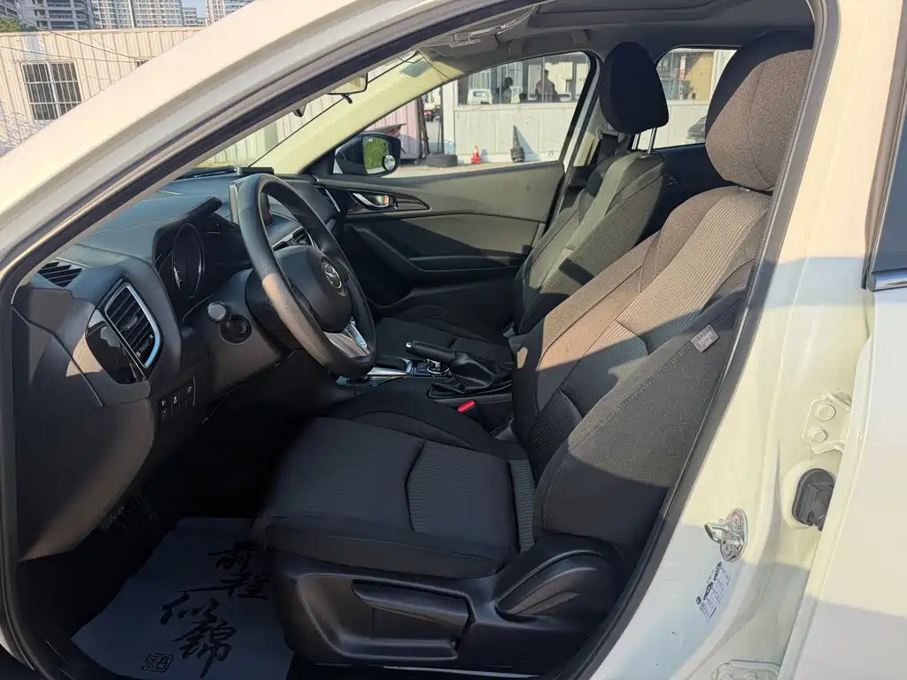 Mazda 3 Axela — миниатюра 6