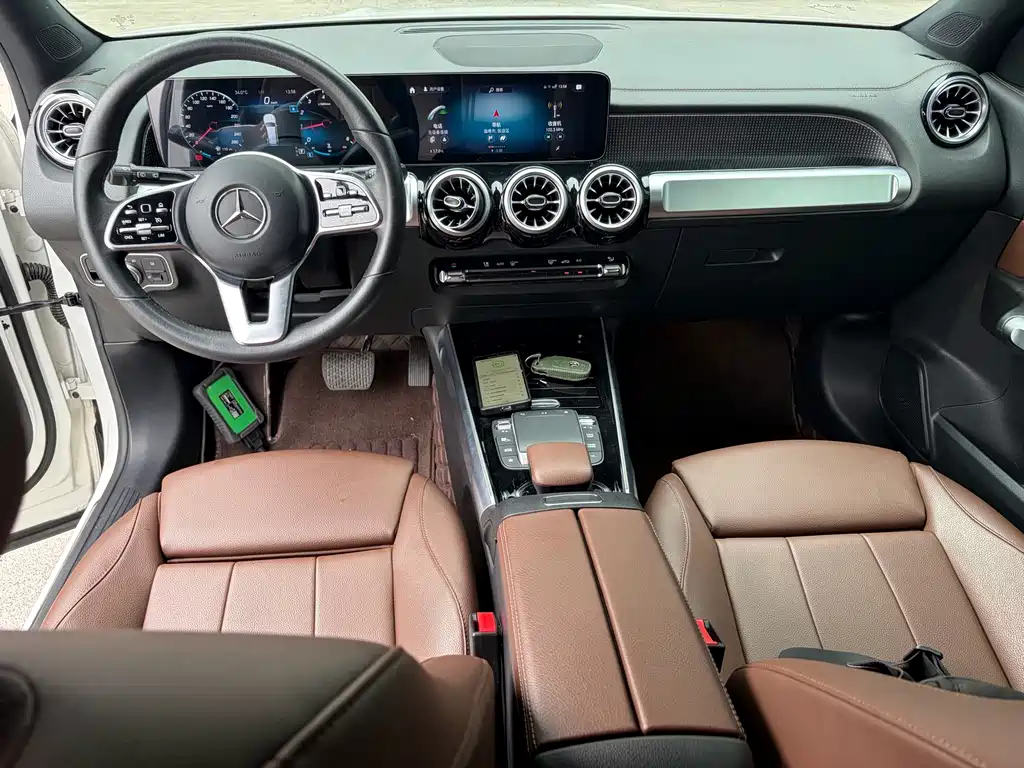 Mercedes-Benz GLB — миниатюра 7