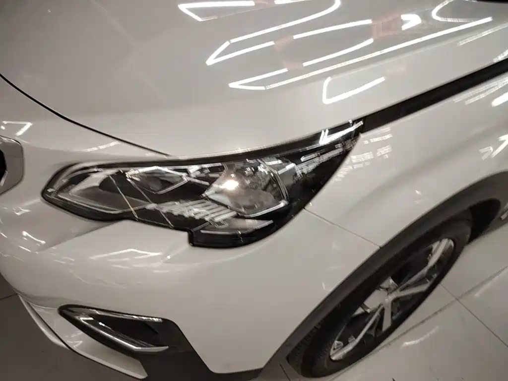 Peugeot 4008 — миниатюра 24