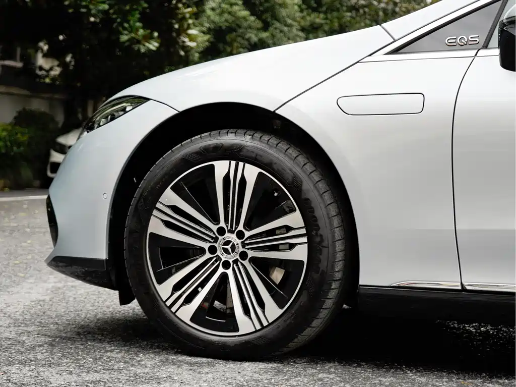 Mercedes-Benz EQS — миниатюра 7