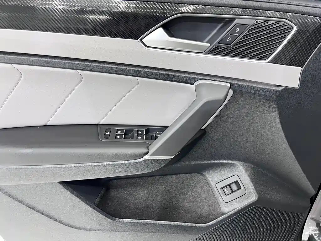 Volkswagen Tayron 2023 280TSI Luxury Plus