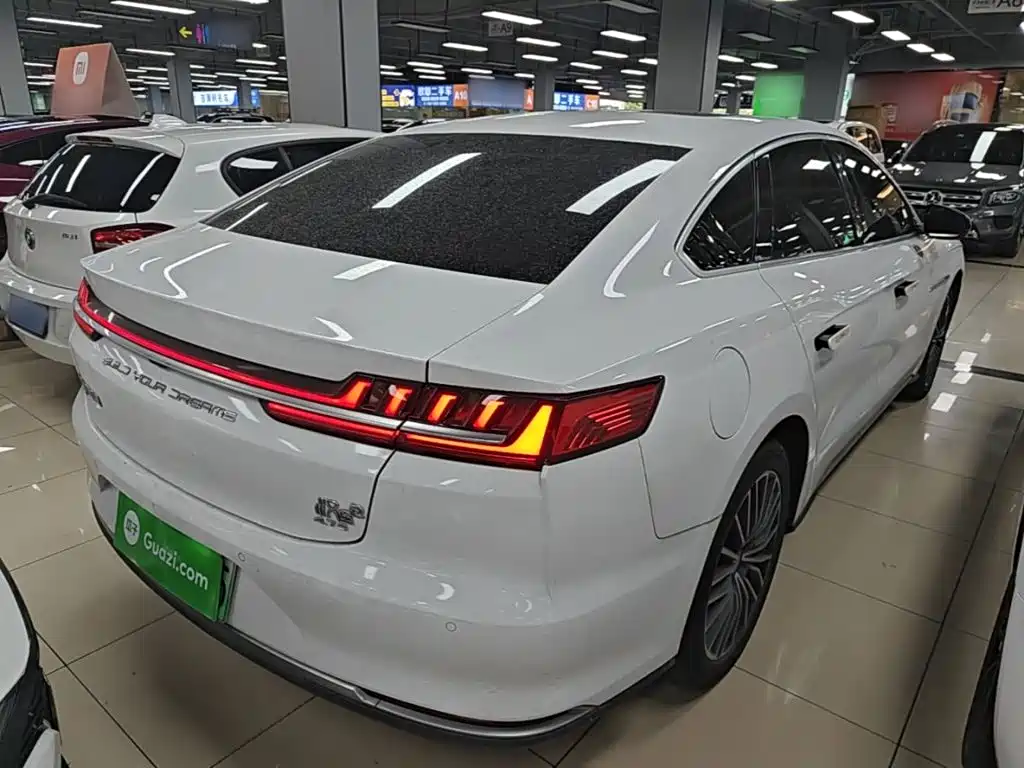 BYD Han — миниатюра 7