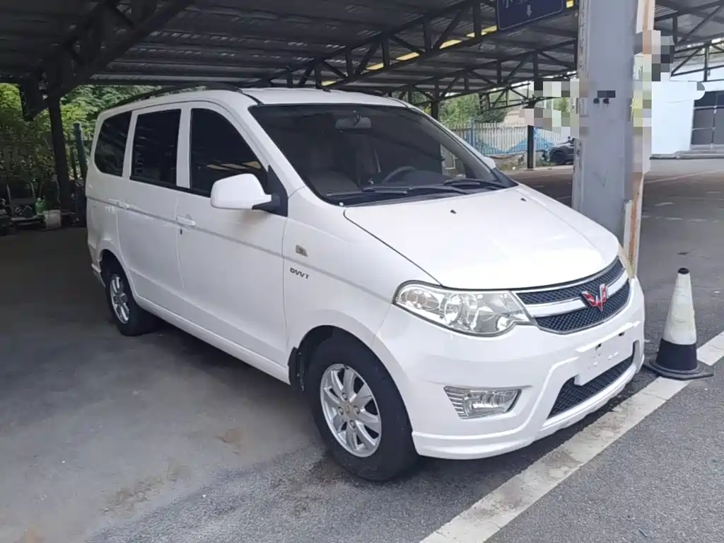 Wuling Hongguang — миниатюра 4