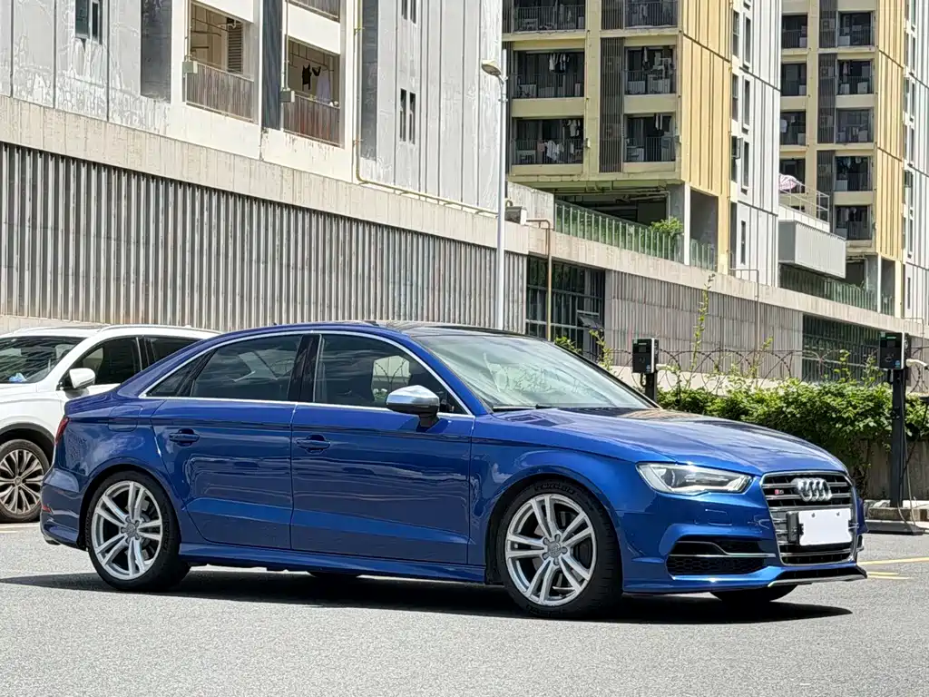 Audi S3 S3 2.0T Limousine, фото 3