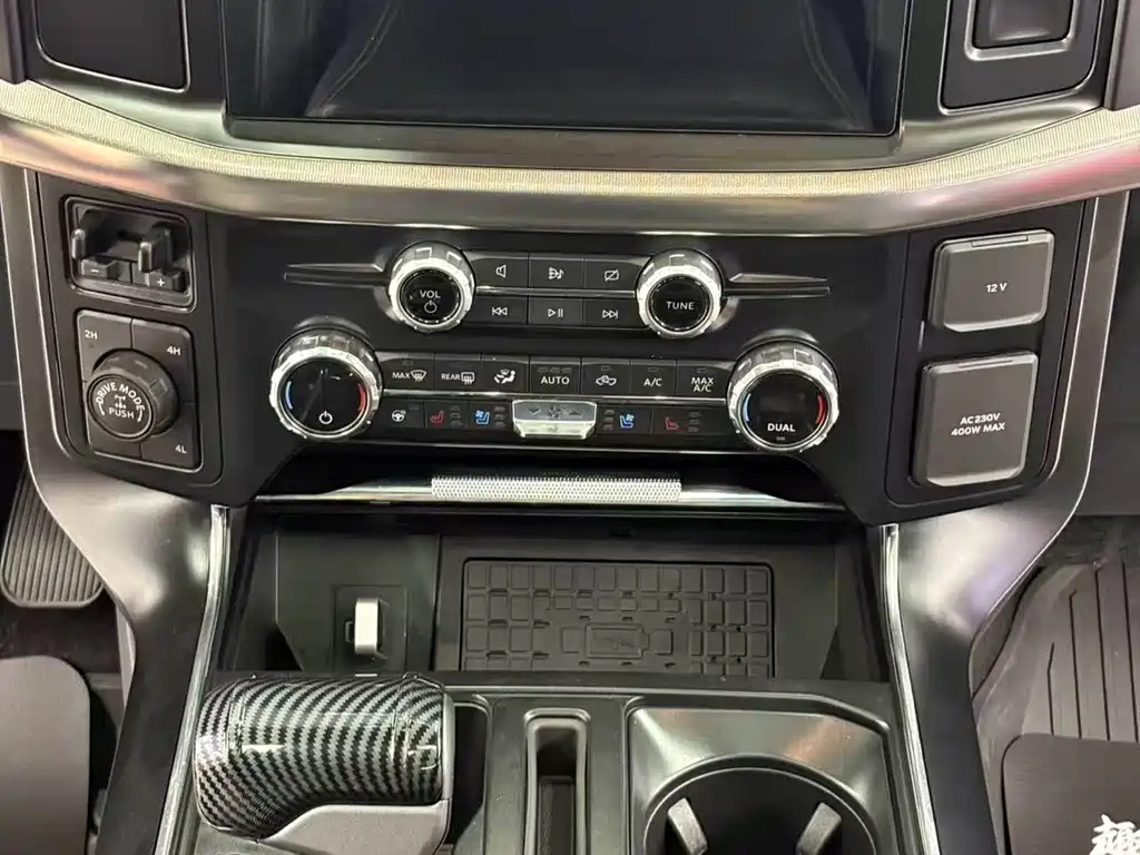 Ford F-150 Raptor — миниатюра 12
