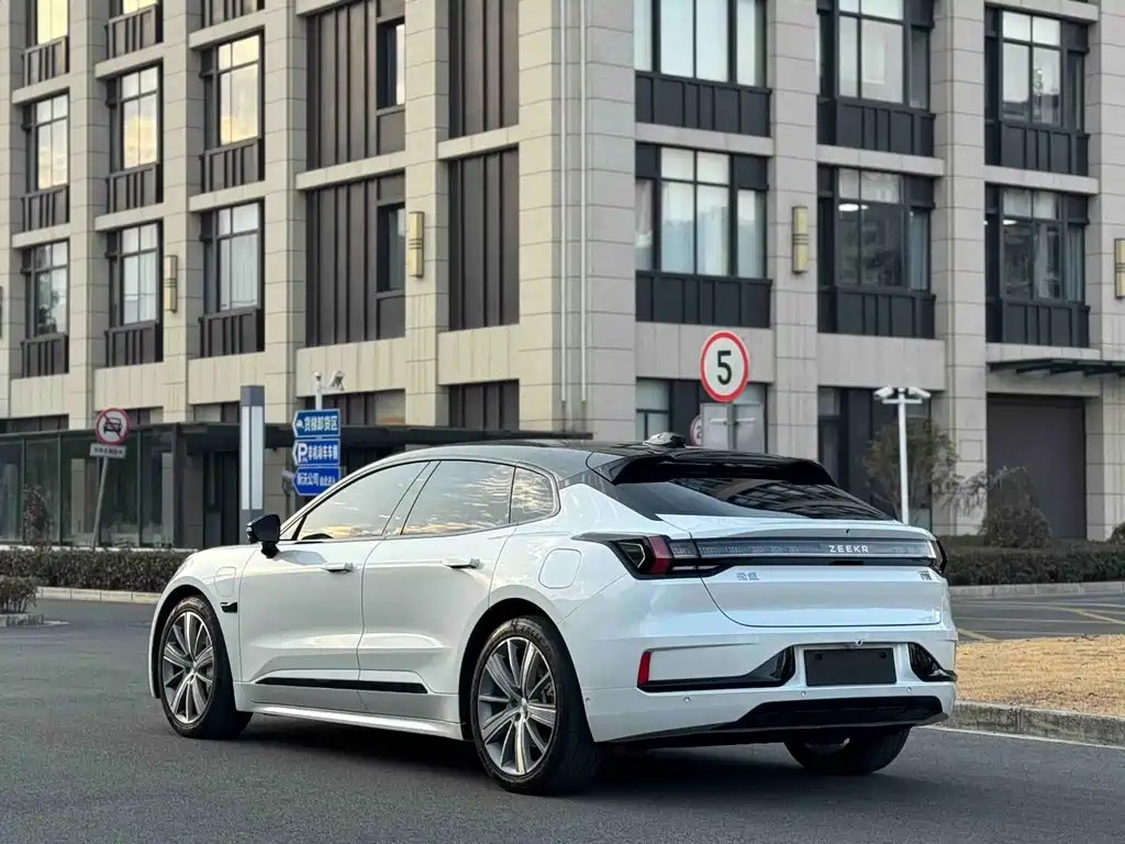 ZEEKR EXTREME KRYPTON 001